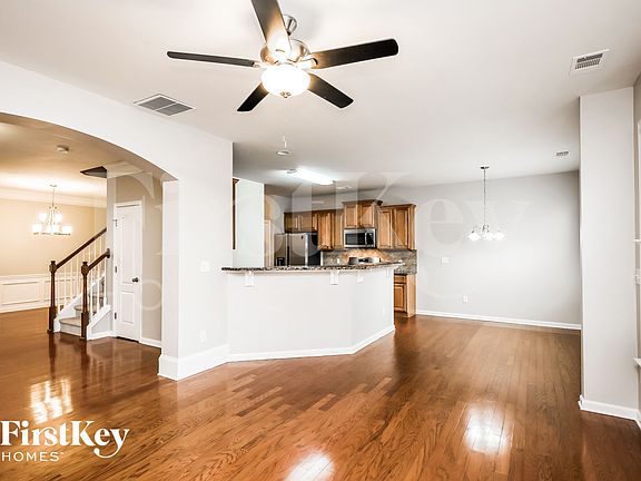 3rd image of 3360 Archgate Ct