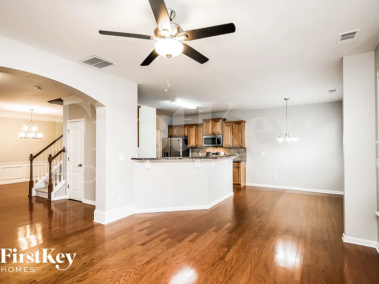 3360 Archgate Ct — Photo 3