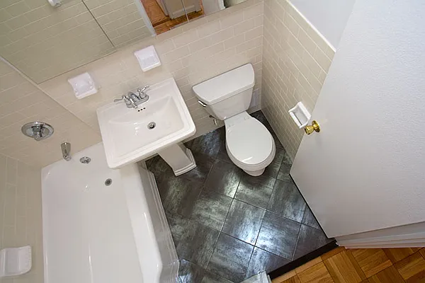 Rented by GoodRock Realty | media 35