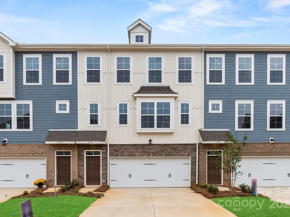 6993 Waterstone Dr, Sherrills Ford, NC 28673