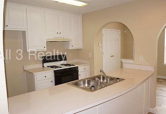 4th image of 6653 Gina Agha Cir