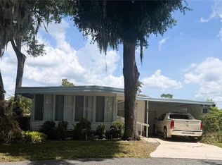 209 Jacaranda Dr, Leesburg, FL 34748