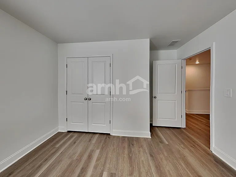 216 Latitia Ln — Photo 7