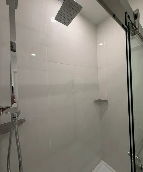 Residences at Sharon Gallery — Photo 53