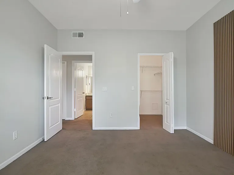 5002 Mangrove Aly #8102 — Photo 19
