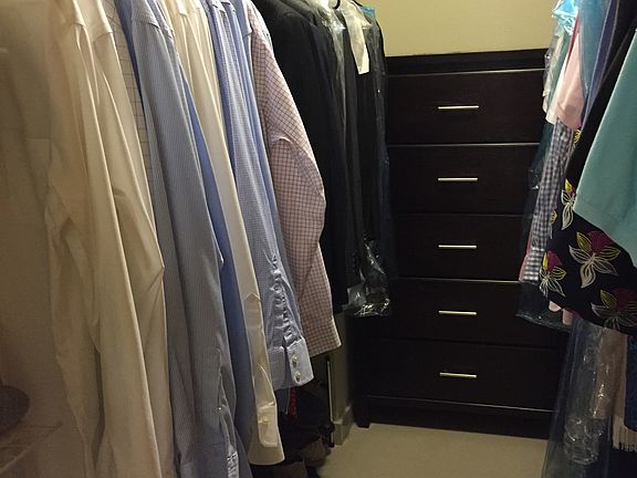 Walk-in closet
