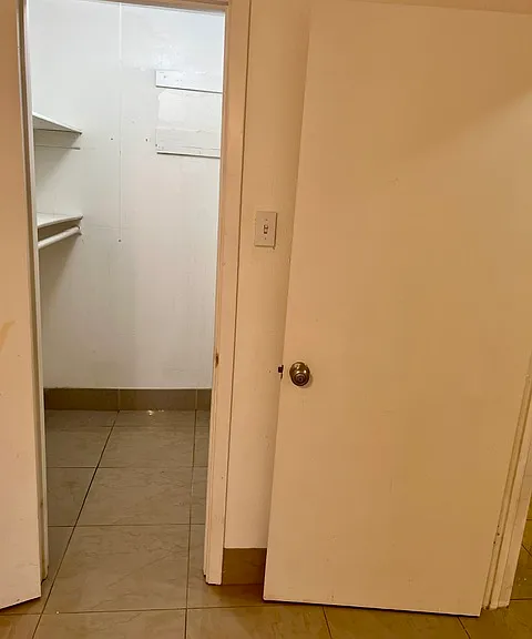 8372 Leamont Dr — Photo 29