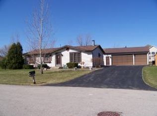 5025 Schuh Rd, Appleton, WI 54913