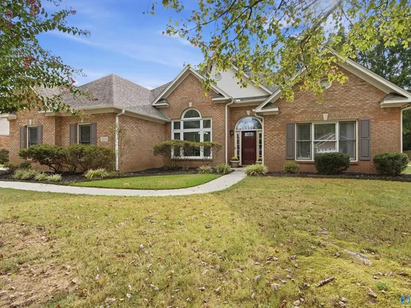 2624 Quarter Ln SE, Owens Cross Roads, AL 35763