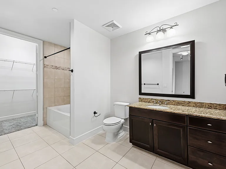 Hollings Post Oak — Photo 38