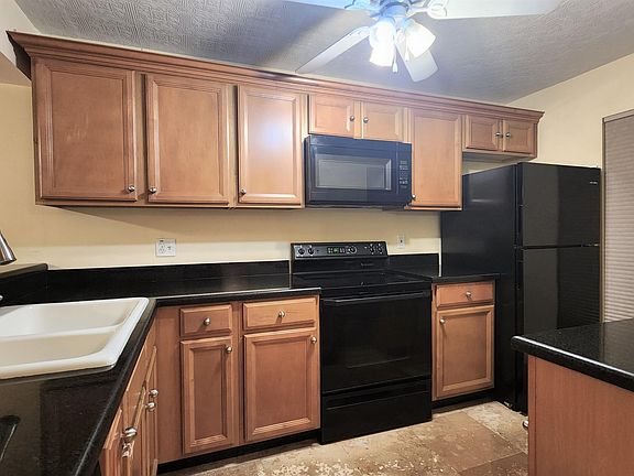 2nd image of 17 Royal Palm Way #3030