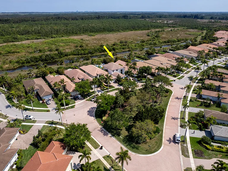 6700 Fox Hollow Dr — Photo 36