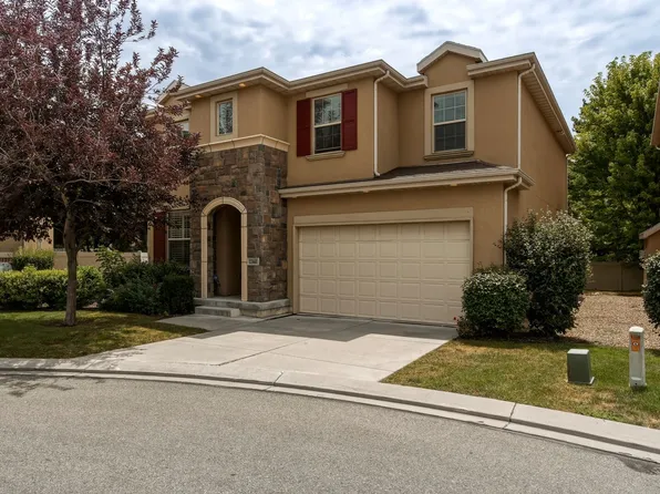 1360 E Foxmont Ln, Holladay, UT 84117