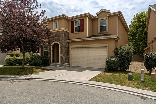 1360 E Foxmont Ln Photo 1