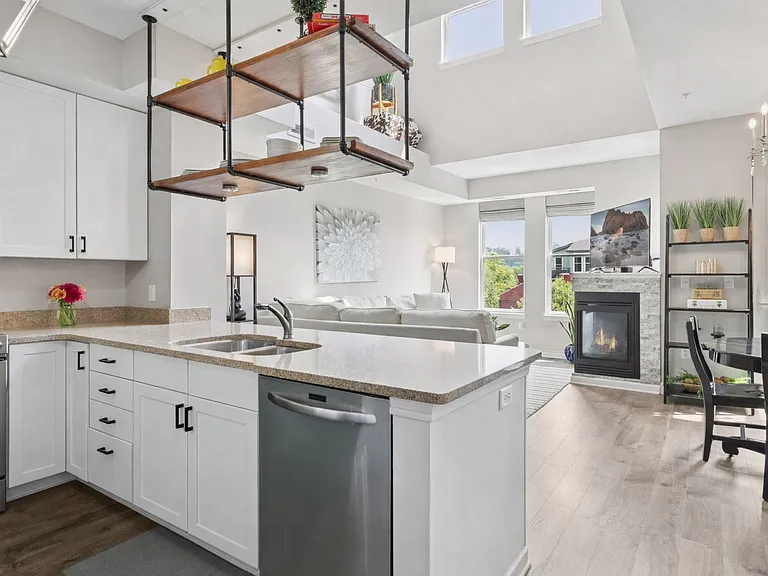640 Main St N #42 — Photo 15