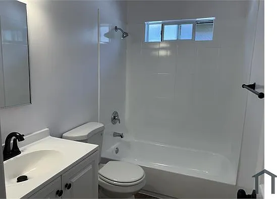 540 E Pleasant St #9 — Photo 9