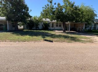106 Coke St, Tye, TX 79563