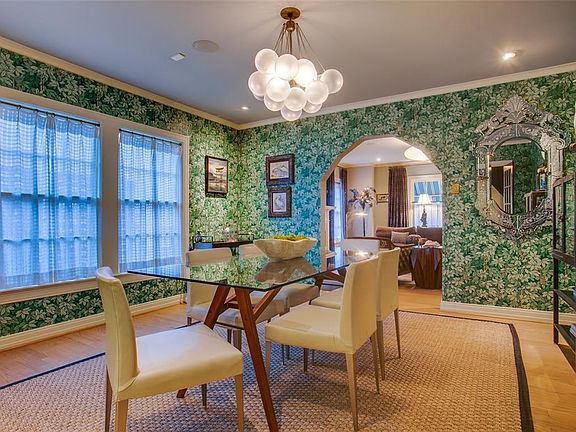 4th image of 1227 N Winnetka Ave