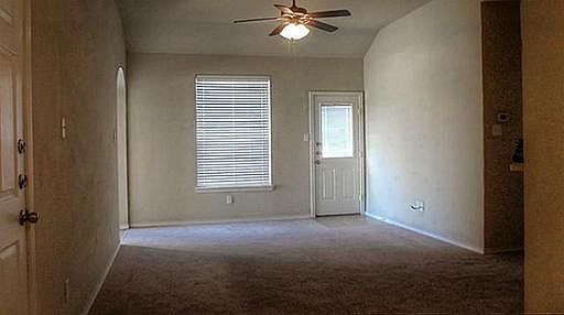 4th image of 1017 Newcastle Dr