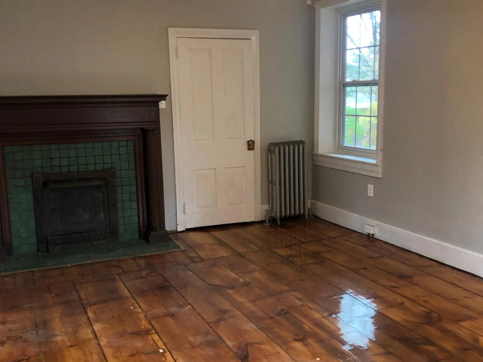 143 E Main St — Photo 2