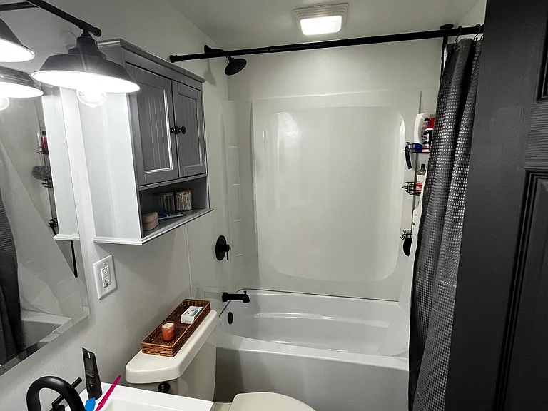 2115 Wiemann Ave — Photo 5