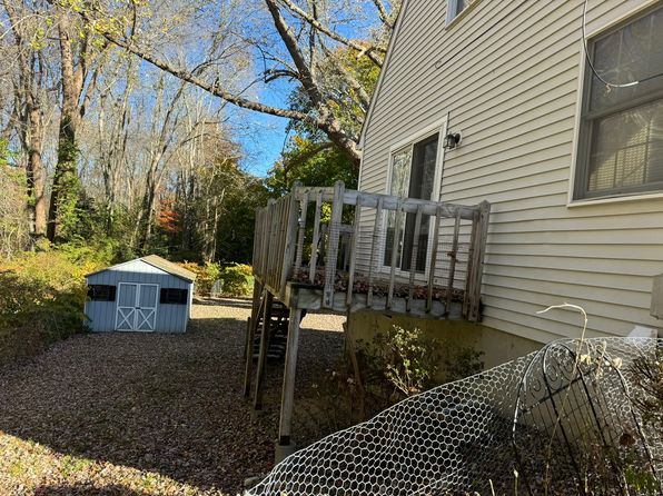 32 Cross St, Westerly, RI
