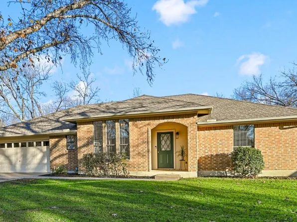 1810 Westridge St, Denton, TX 76205