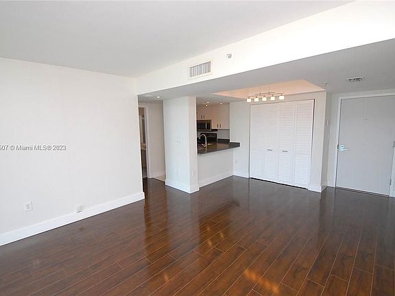 2nd image of 650 West Ave #2506