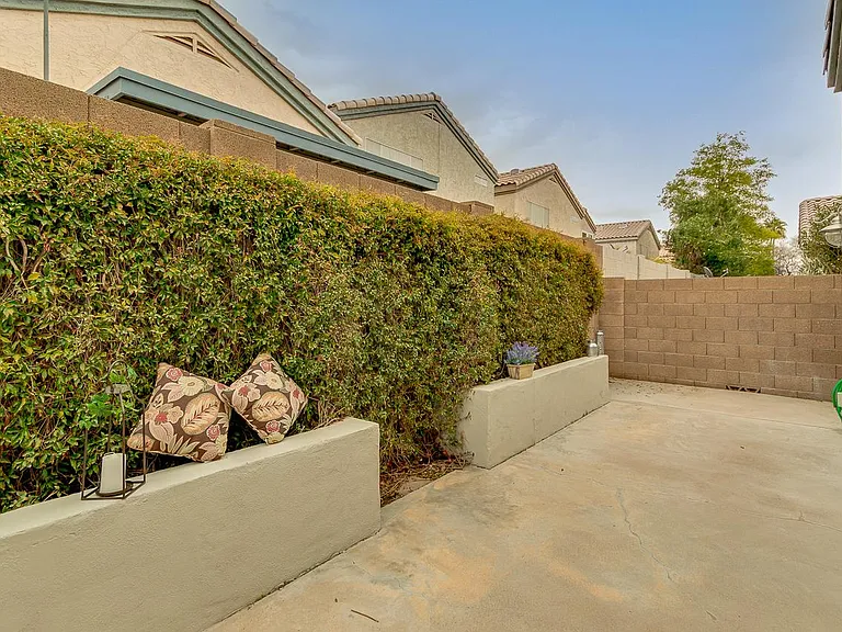 3412 E Renee Dr — Photo 22