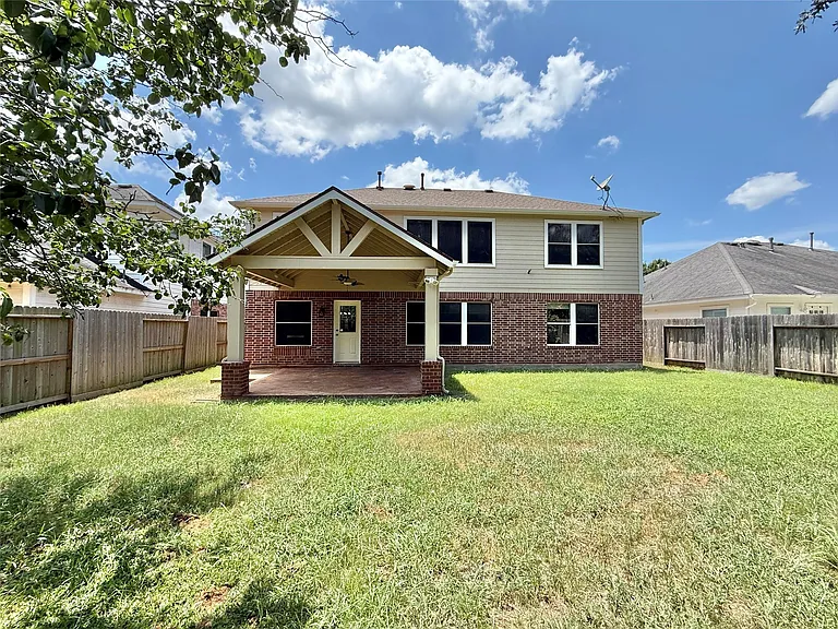 1810 Katlyn Ln — Photo 45