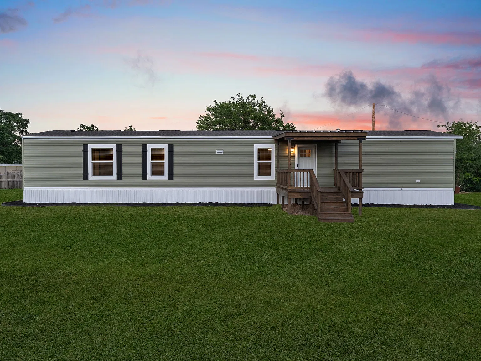 3 bed, 1152 sqft, $1,195 — Photo 2