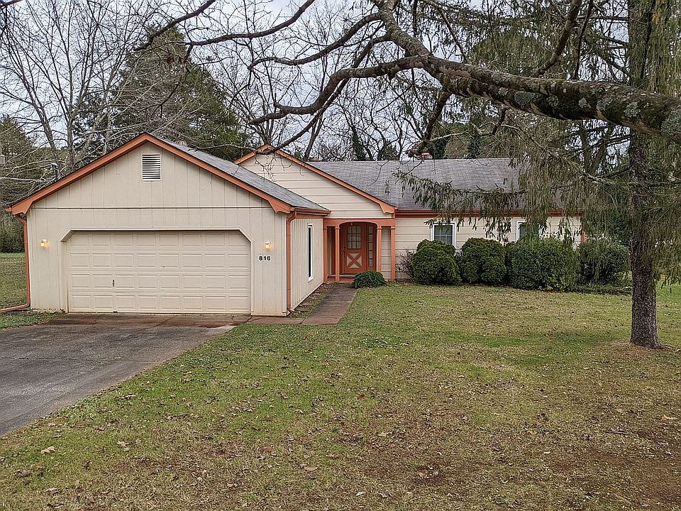 1st image of 816 Seina Vista Dr