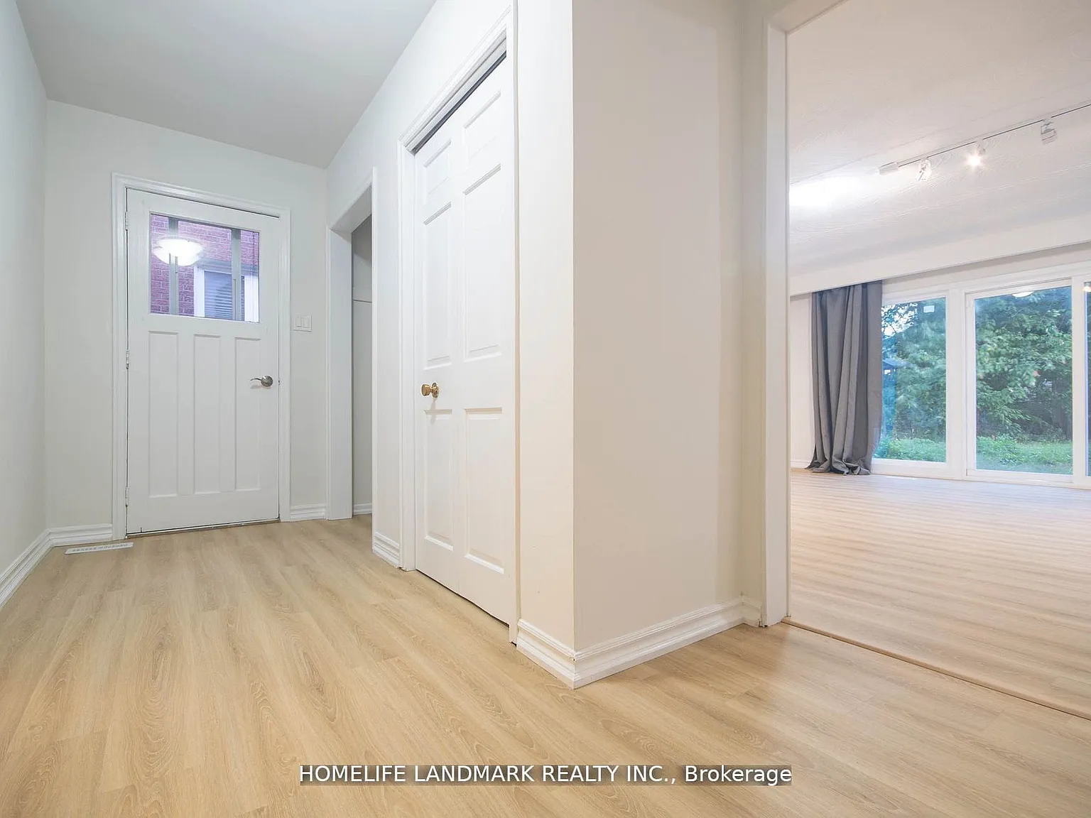 1 bed, $700 — Photo 3