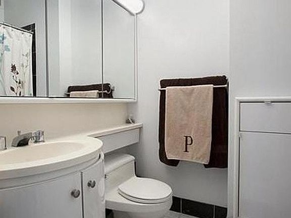 5th image of 200 E 32nd St APT 31C