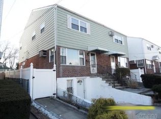 24422 88th Ave, Jamaica, NY 11426