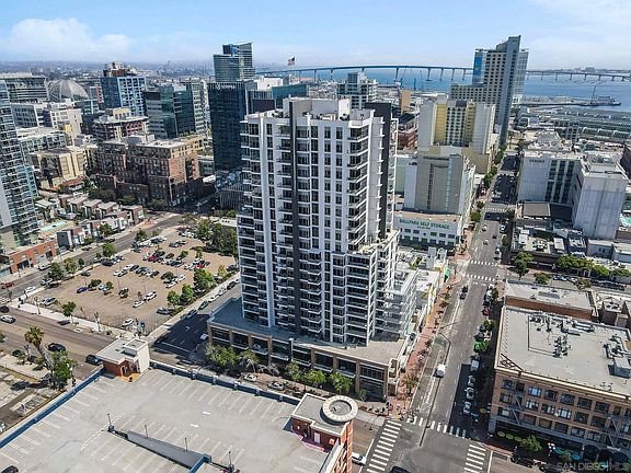 4th image of 575 6th Ave Unit 1604