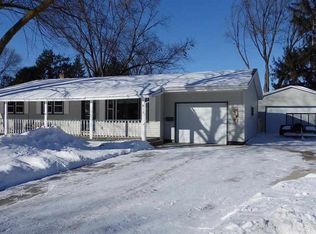 818 Wilson St, Sun Prairie, WI 53590