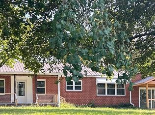 2411 G W Loy Rd, New Market, TN 37820