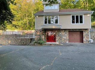 65 Kleitz Ave, Highland Falls, NY 10928
