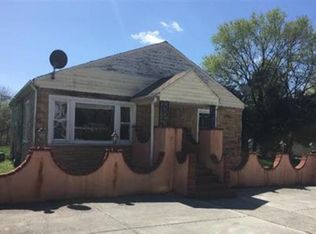 415 Raleigh Ave, Vinton, VA 24179