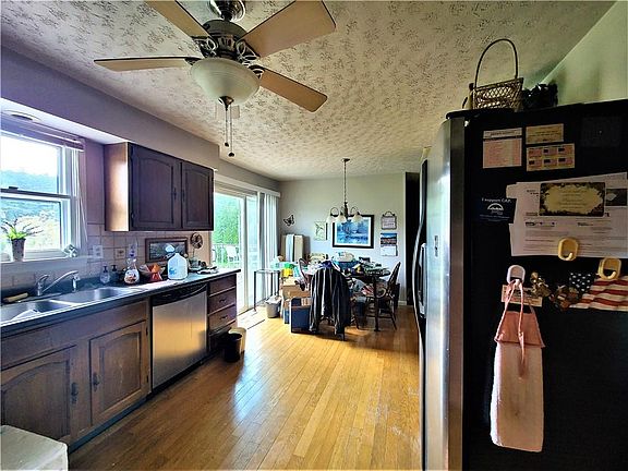 4th image of 4255 State Road 46 E