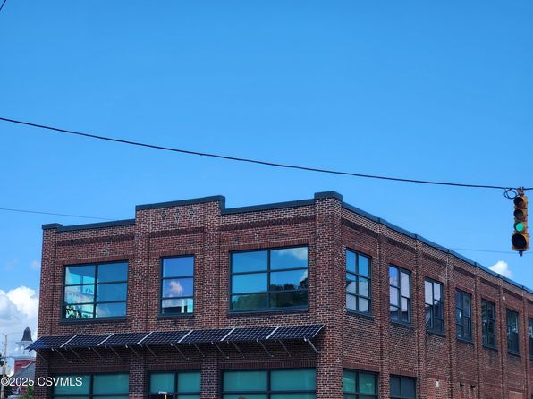 353 Main St