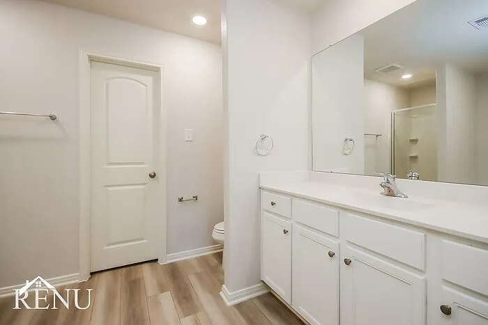 10421 Sweetwater Creek Dr — Photo 11