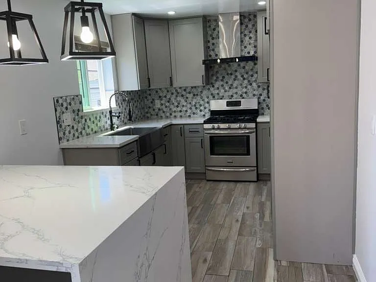 7251 9th St #B — Photo 2