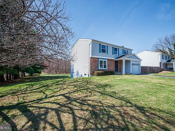 5th image of 402 Belle Grove Rd