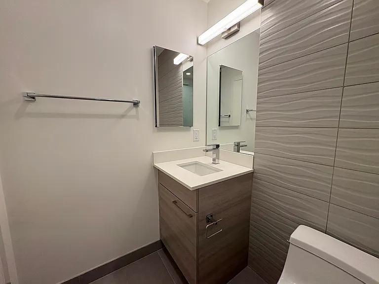 1077 Commonwealth Ave #500 — Photo 13