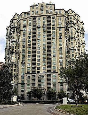 1st image of 3401 Lee Pkwy APT 704