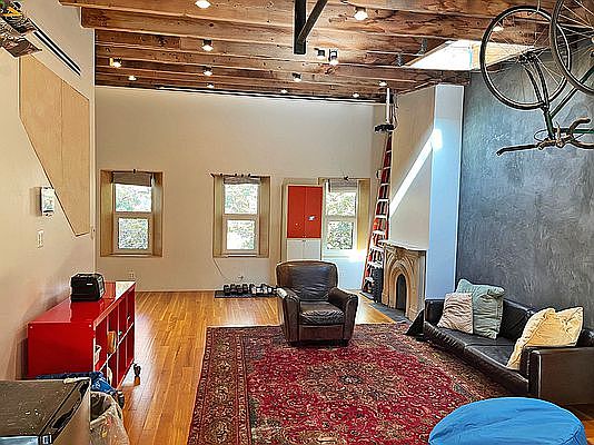 3rd image of 284 Putnam Ave APT 3