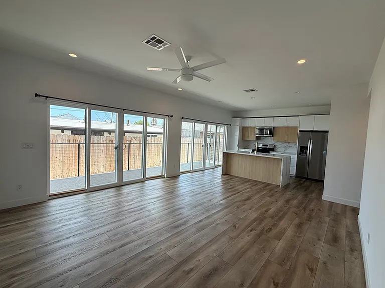 5232 Rincon St — Photo 2
