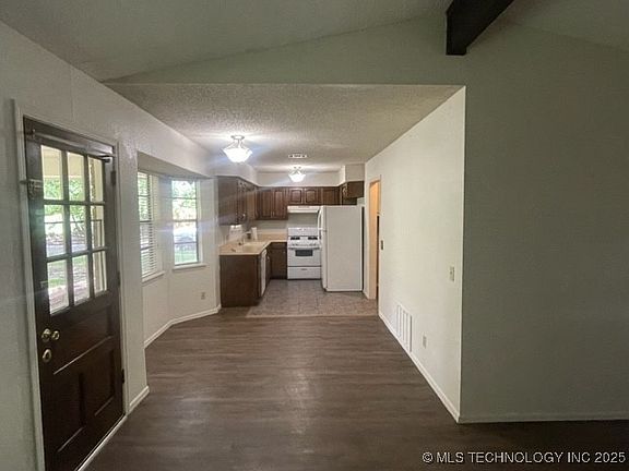 2nd image of 301 E Austin St